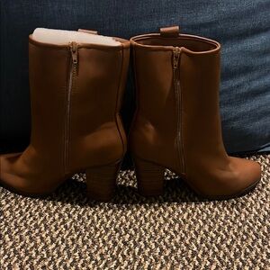 Cassie Chunky Boots. Size 8